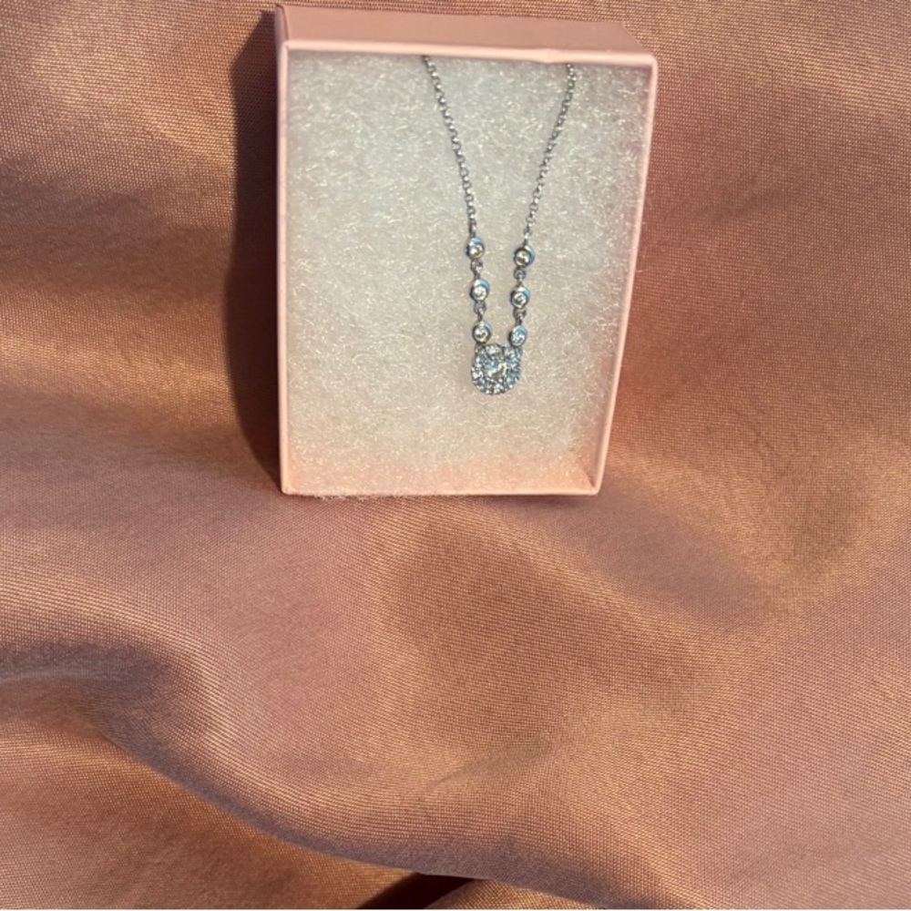 14kt White Gold and Diamond Necklace